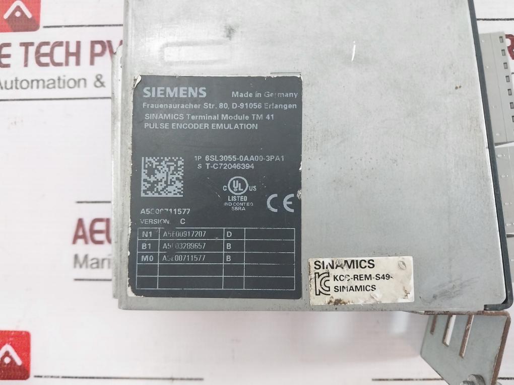 Siemens 6sl3055-0aa00-3pa1 Terminal Module A5e00711577