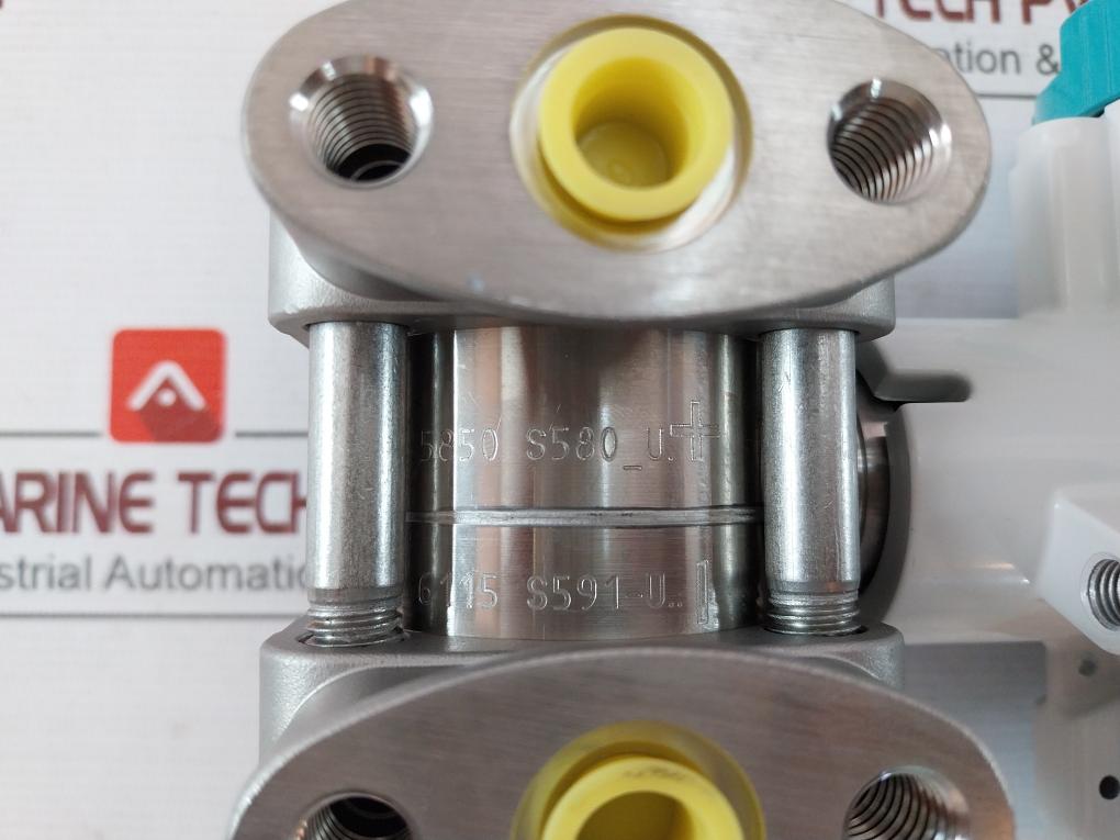 Siemens 7Mf0340-3Mm01-5Bm2-z Sitrans P320 Differential Pressure Transmitter Ip66