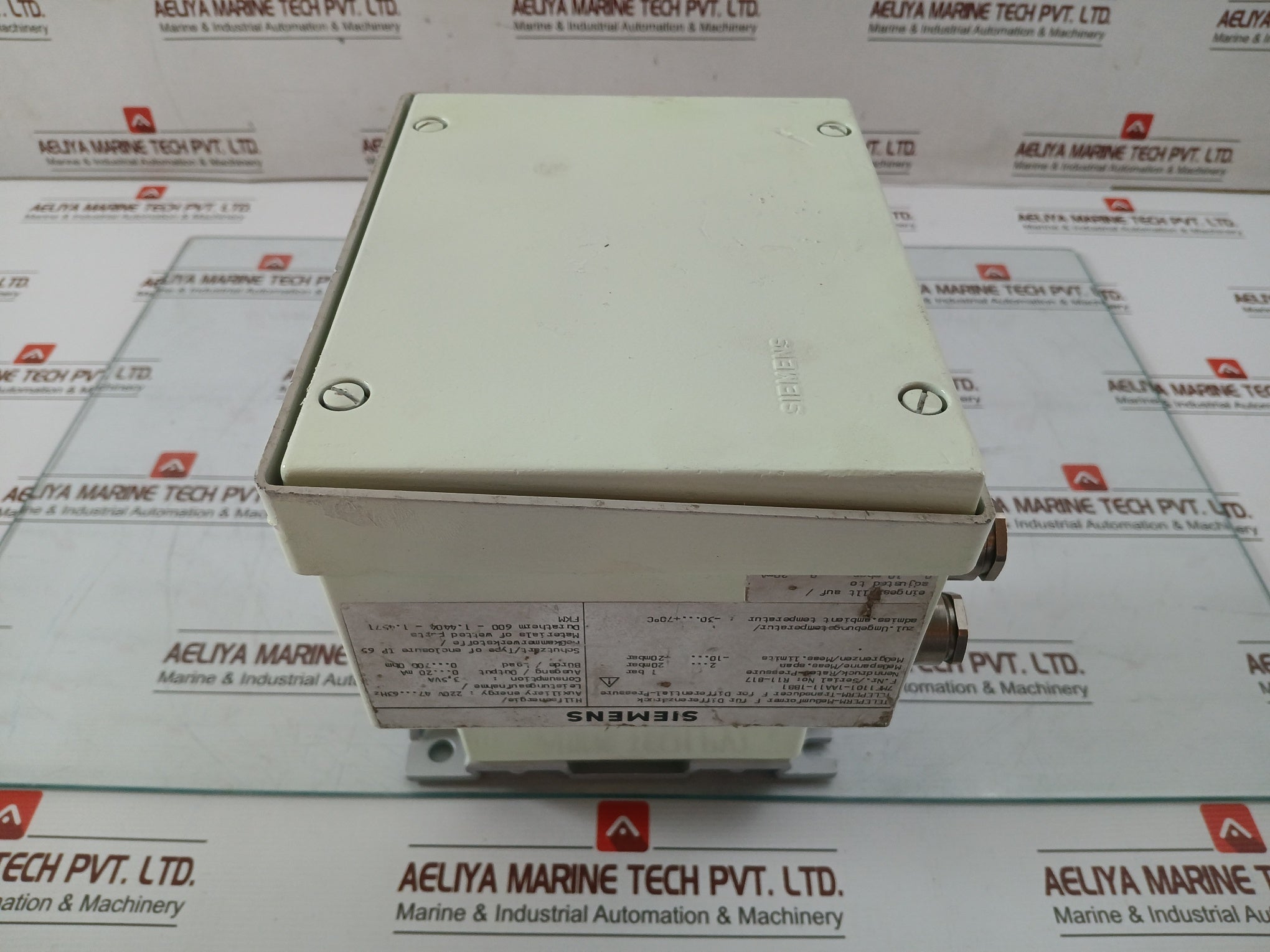 Siemens 7Mf1101-1Aa11-1Bb1 Pressure Transmitter 0-700Ohm 220V