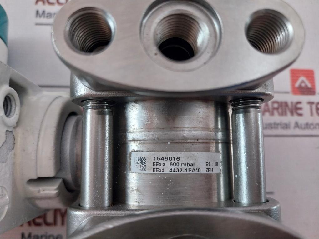 Siemens Sitrans P 7Mf2403-1Ea20-3Ab6-z Pressure Transmitter 4-20 Ma Ip66