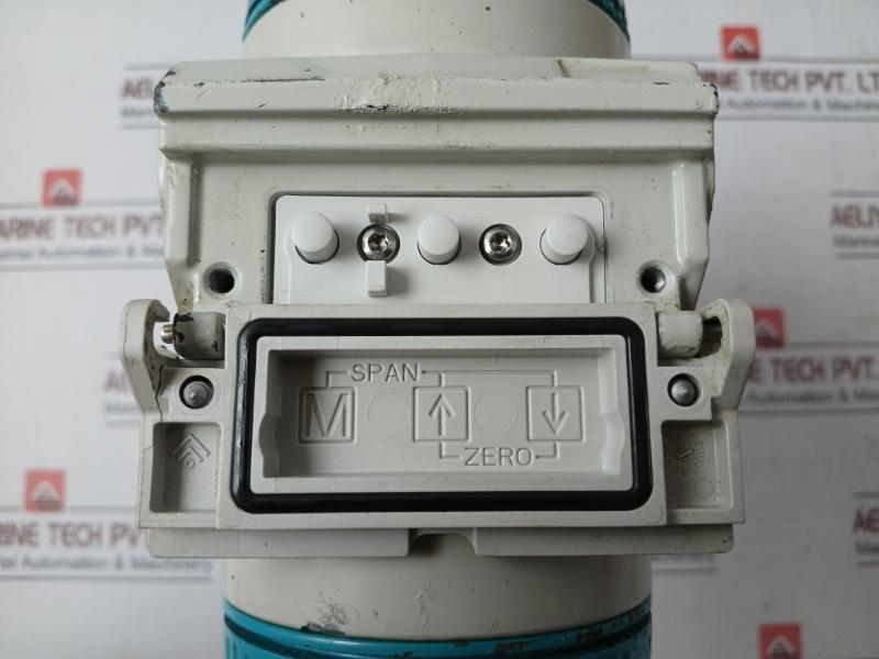 Siemens 7Mf4033-1Dy10-2Pc6 Transmitter For Pressure Dc 10.5-45V 4-20 Ma Hart 