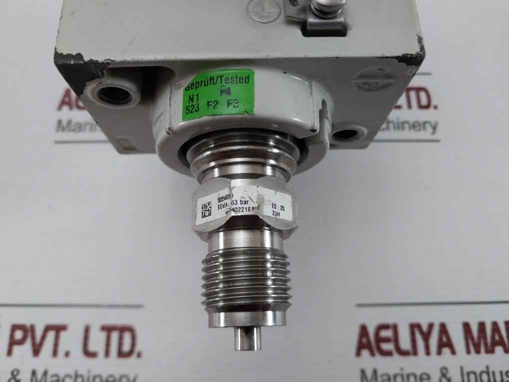 Siemens 7Mf4033-1Ea00-1Ab7-z Sitrans P Pressure Transmitter 10.5–45 Vdc