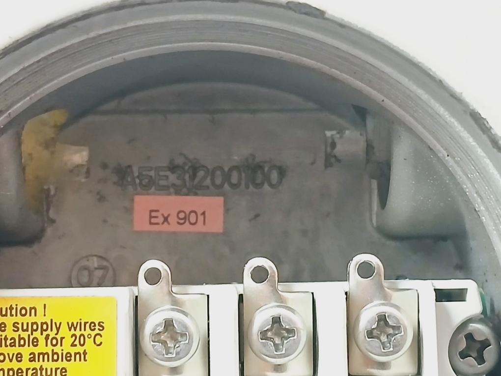 Siemens 7Mf4033-1Ea10-2Ac6-z Sitrans P Ds Iii Pressure Transmitter Ip66