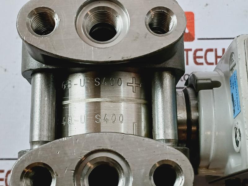 Siemens 7Mf4433-1Ca02-1Ac6-z Pressure Transmitter A5E31200105