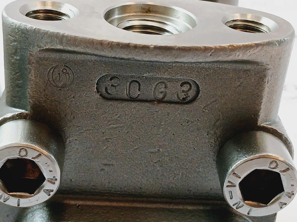 Siemens 7Mf4433-1Ca02-2Nc1 Sitrans P Differential Pressure Transmitter