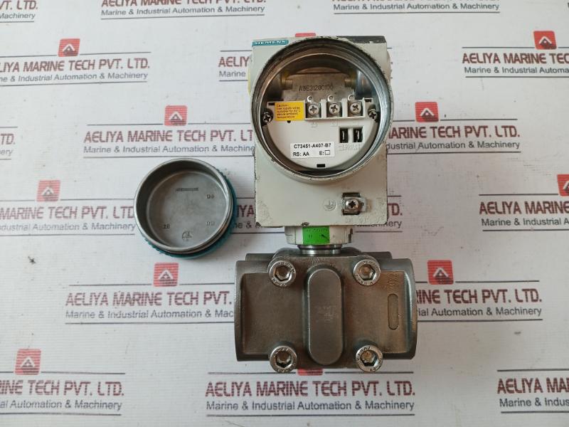 Siemens 7Mf4433-1Da02-1Ac6-z Transmitter For Differential Pressure And Flow C734