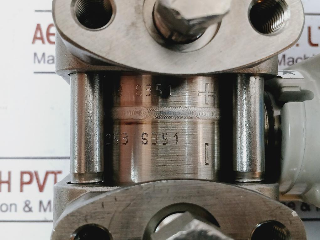 Siemens Sitrans P Ds III 7Mf4433-1Da02-1Bc6-z Differential Pressure Sensor