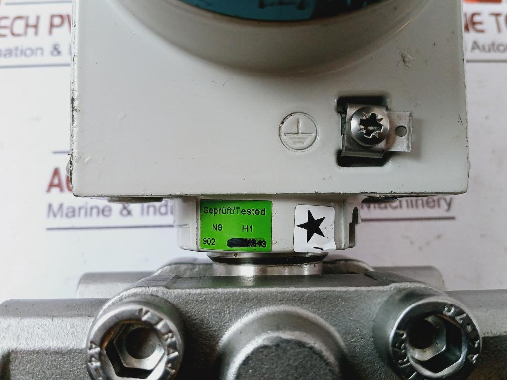 Siemens Sitrans P Ds III 7Mf4433-1Da02-1Bc6-z Differential Pressure Sensor