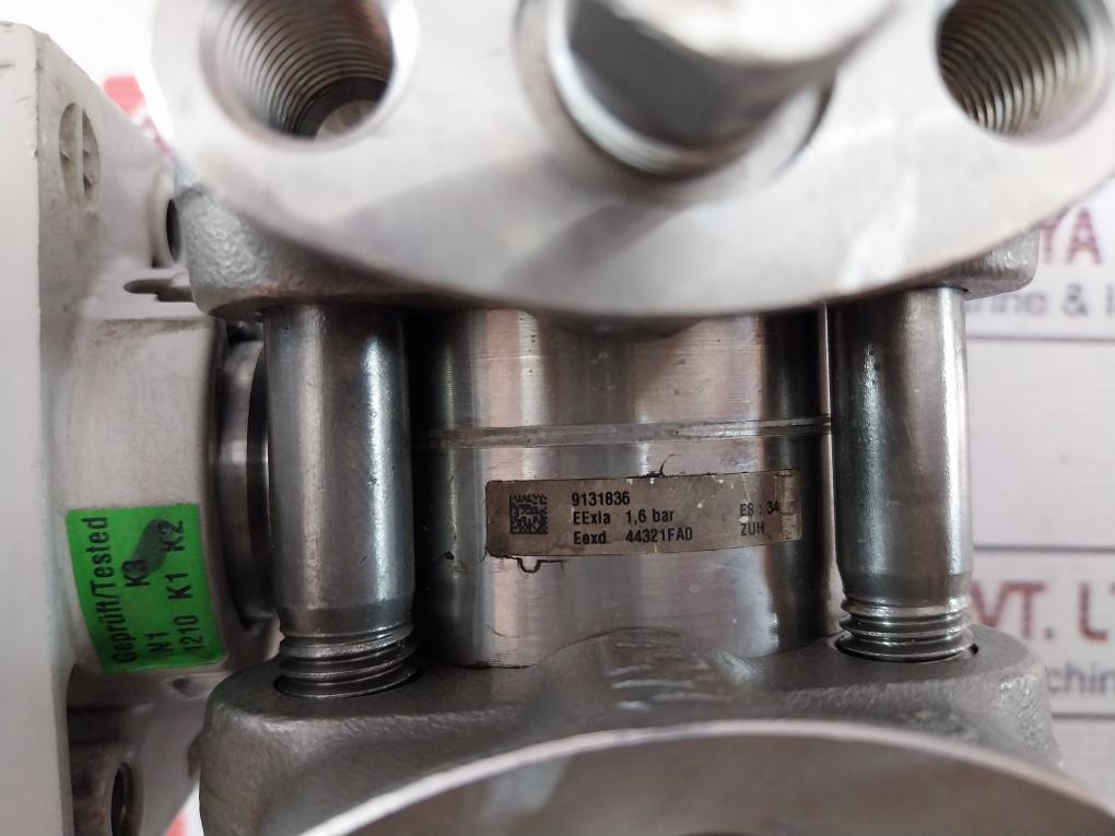 Siemens Sitrans P Ds Iii 7Mf4533-1Fa32-1Ac7-z Pressure Transmitter A5E31200105 C73451-a407-b7