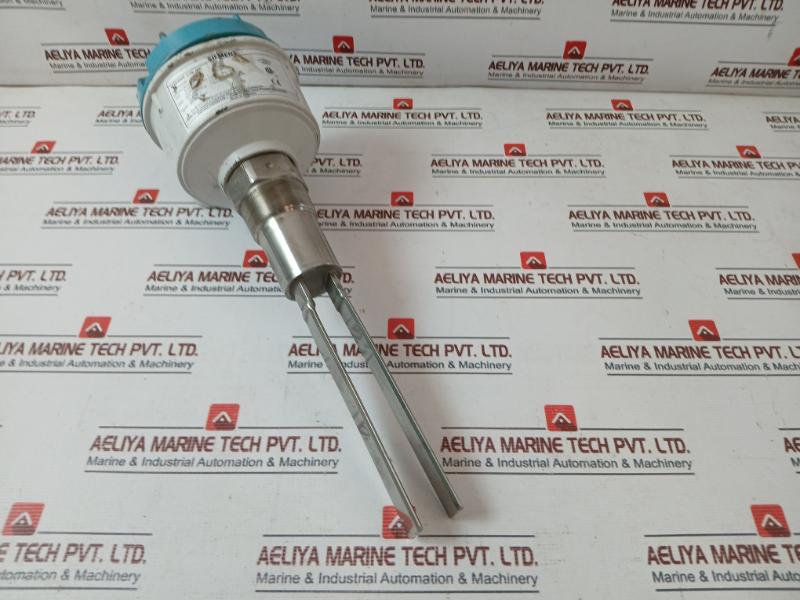 Siemens 7Ml5731-1Ab11-1Ca0 Vibrating Fork Point Level Switch 19-55Vdc 1.5W