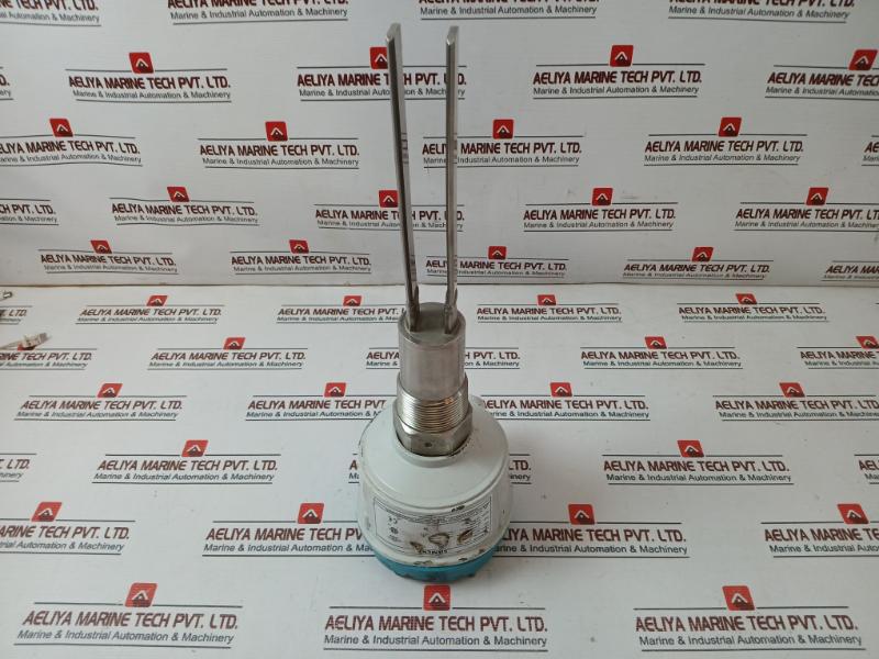 Siemens 7Ml5731-1Ab11-1Ca0 Vibrating Fork Point Level Switch 19-55Vdc 1.5W