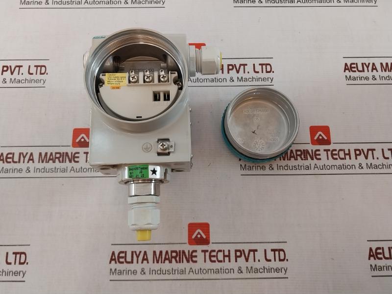 Siemens 7Ng3136-0Ac12-z Temperature Transmitter With Mounted Transmitter