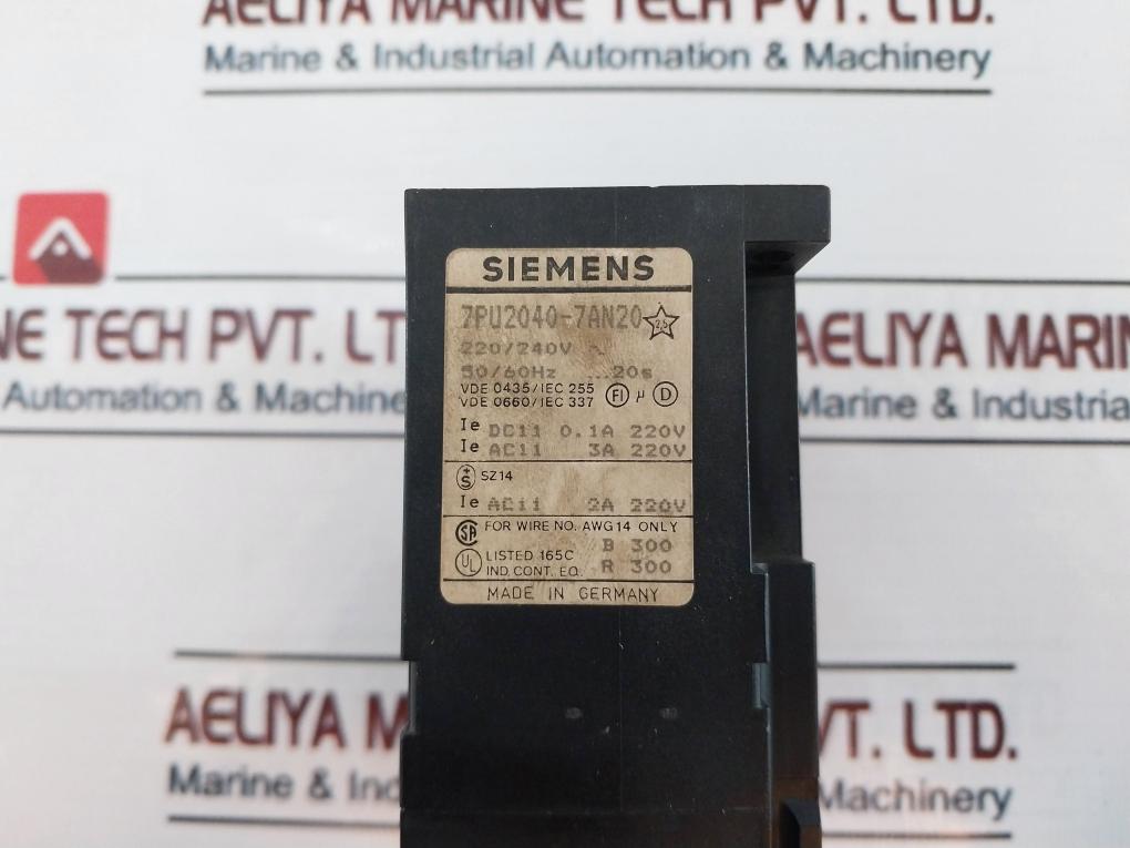 Siemens 7Pu2040-7An20 Time Delay Relay 20S, 220/240V 50/60Hz