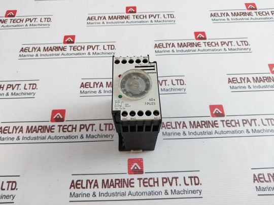 Siemens 7Pu2540-2An23 Timer Relay 50/60Hz