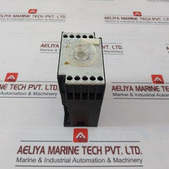 Siemens 7Pu4040-2Bn20 Time Delay Relay Ac 200/240V 50/60Hz G/9810 B300 R300