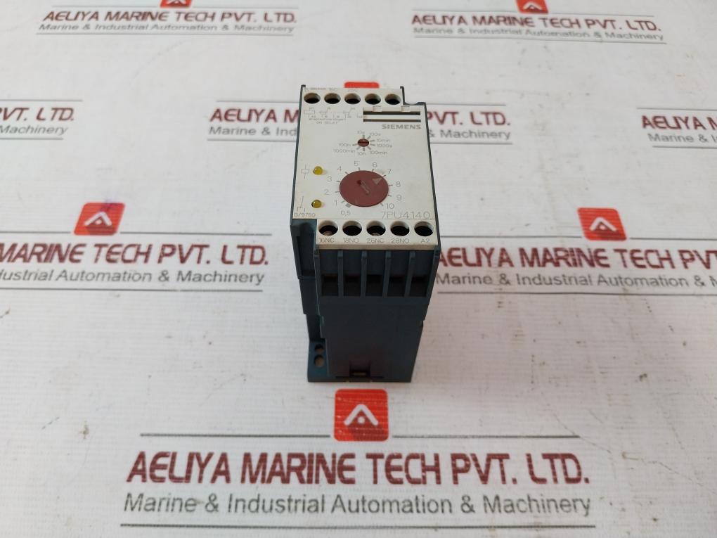 Siemens 7Pu4140-2Bt20 Time Relay Ac 380/440V 50/60Hz