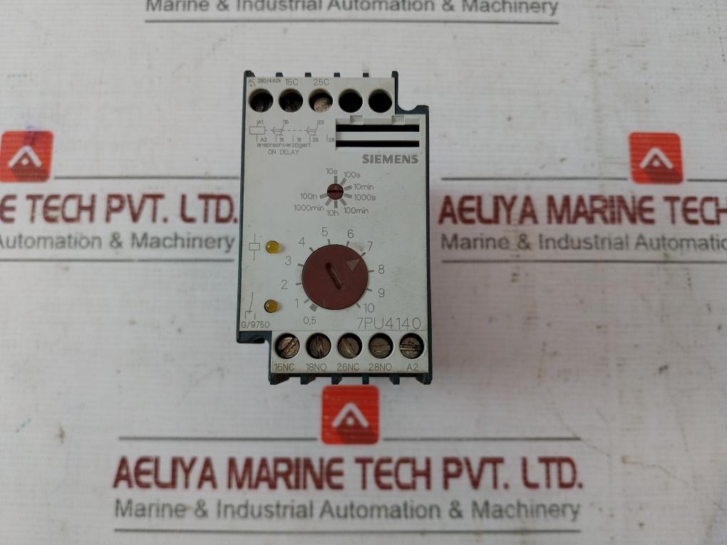 Siemens 7Pu4140-2Bt20 Time Relay Ac 380/440V 50/60Hz