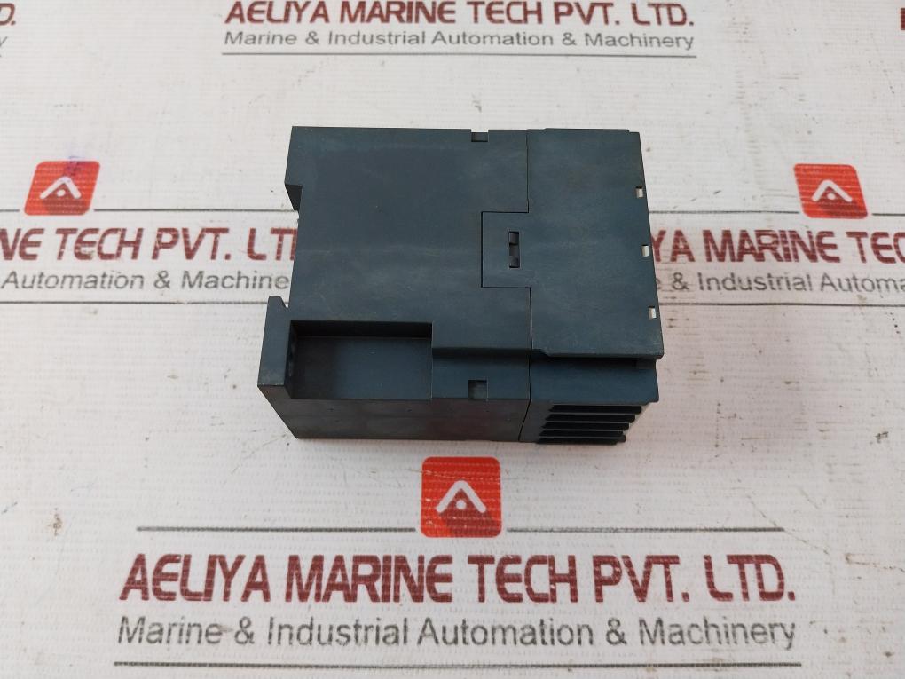 Siemens 7Pu4140-2Bt20 Time Relay Ac 380/440V 50/60Hz