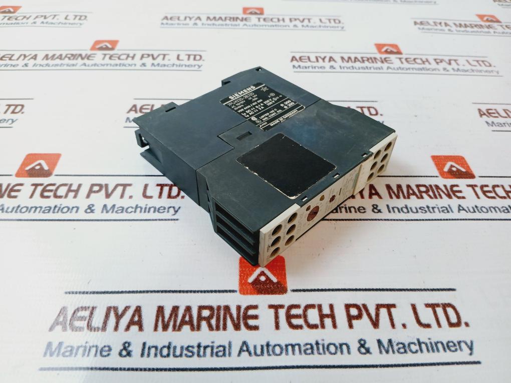 Siemens 7Pu4220-2Bj20 Time Relay 220V 50/60Hz