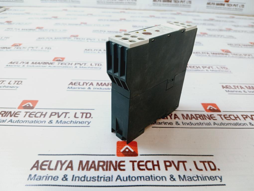 Siemens 7Pu4220-2Bj20 Time Relay 220V 50/60Hz