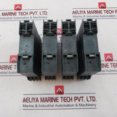 Siemens 7Pu4220-2Bj20 Time Relay 50/60Hz R300
