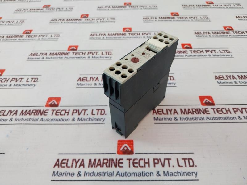 Siemens 7Pu4220-2Bj20 Time Relay 50/60Hz 10S...100H