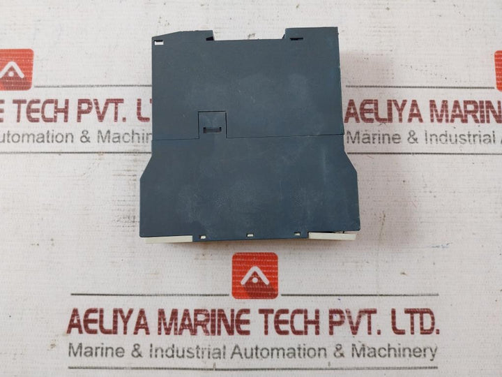Siemens 7Pu4320-2Bn20 Multifunction Time Relay 50/60Hz ..100H Vde 0435/Iec 255