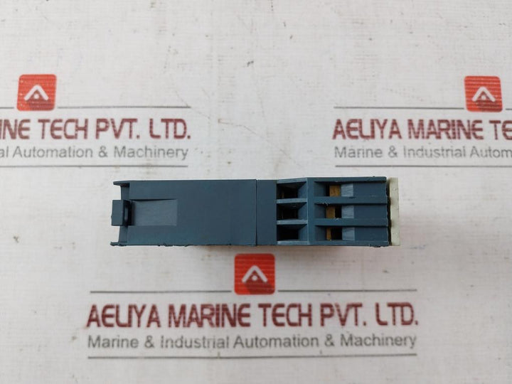 Siemens 7Pu4320-2Bn20 Multifunction Time Relay 50/60Hz ..100H Vde 0435/Iec 255