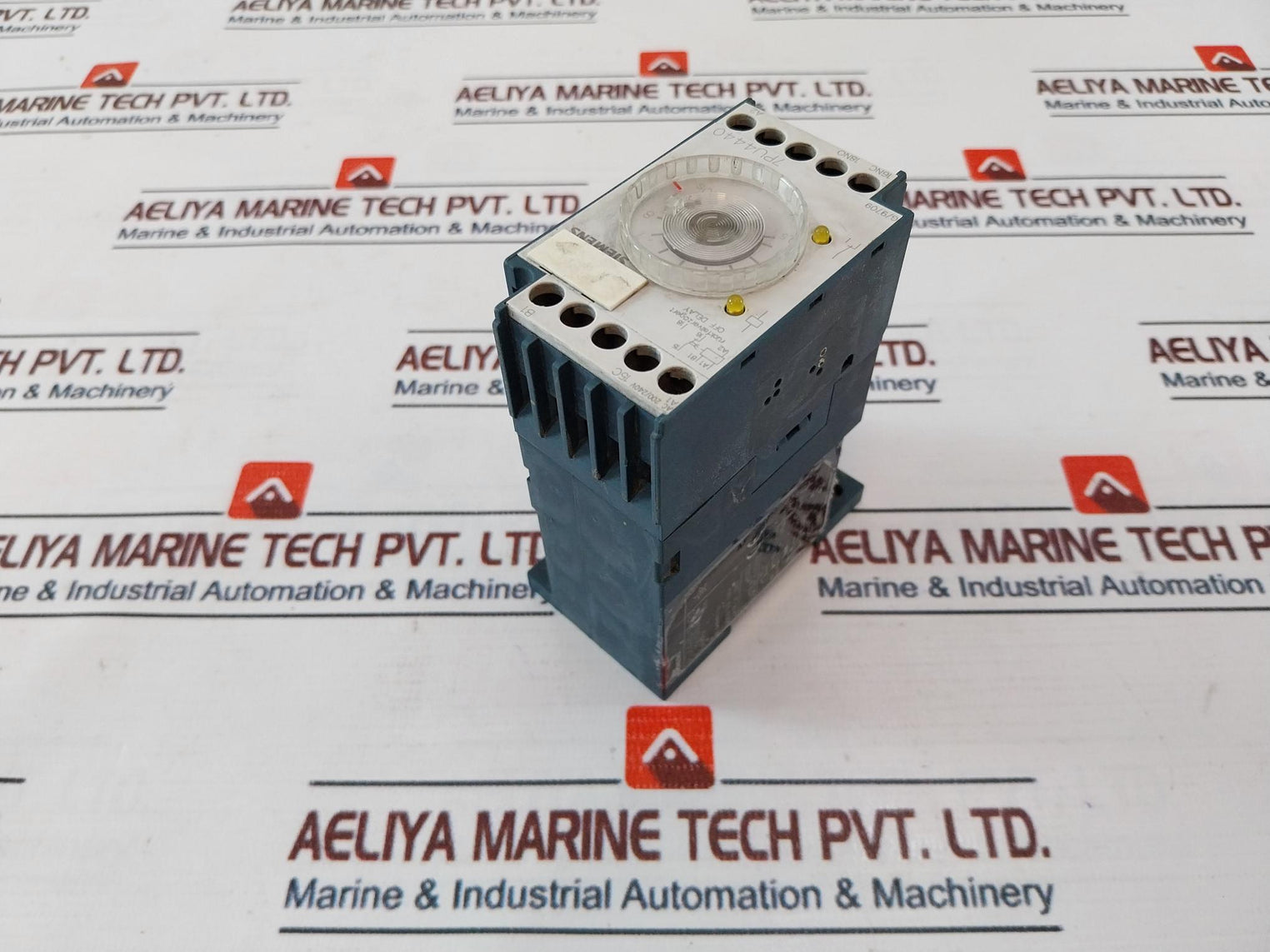 Siemens 7Pu4440-1An20 Timing Relay 0.5-10S