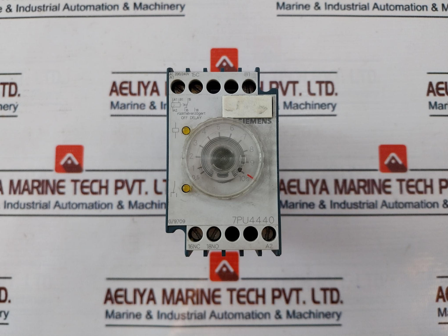Siemens 7Pu4440-1An20 Timing Relay 0.5-10S