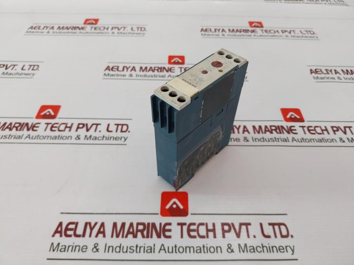 Siemens 7Pu4520-2An30 Timing Relay 50/60Hz 100S Ie Ac15 3A 230V Vde 0435/Iec 255
