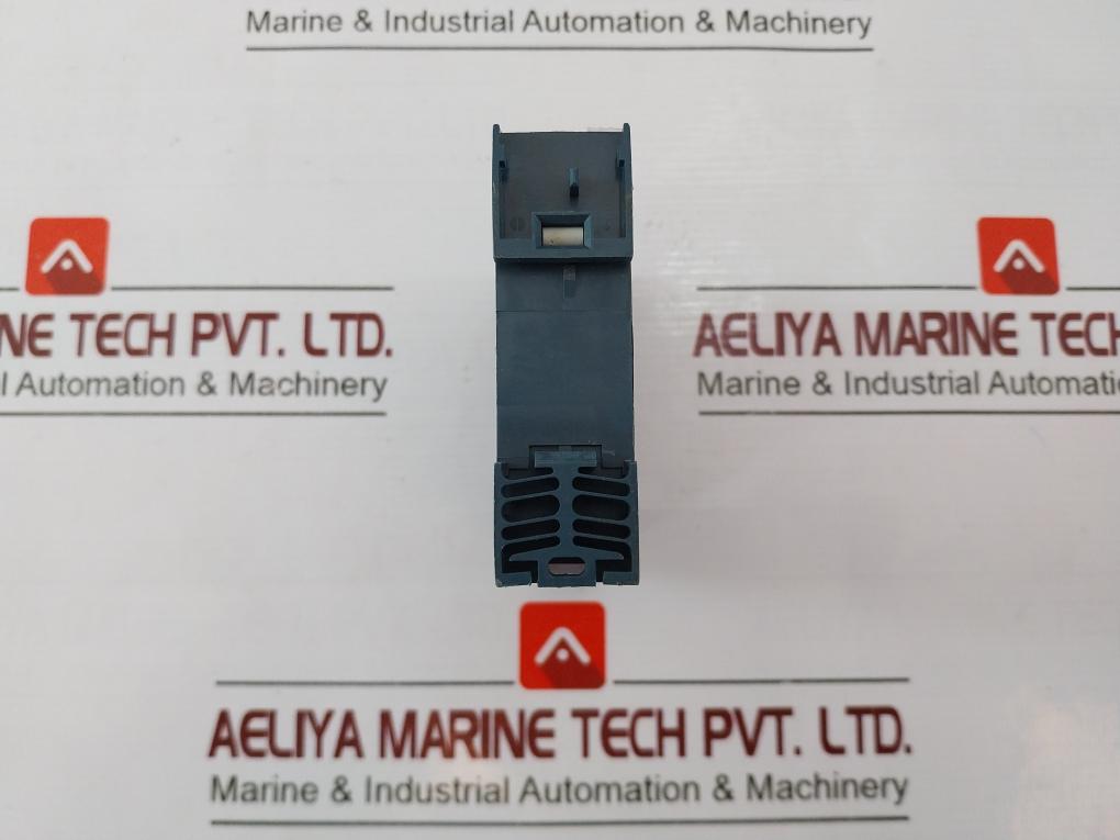 Siemens 7Pu4520-2An30 Timing Relay 50/60Hz 100S Ie Ac15 3A 230V Vde 0435/Iec 255