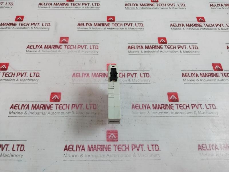 Siemens 7Pv1508-1Aw30 Multifunction Timing Relay 12-240Vac/Dc 50/60Hz 5A 300V
