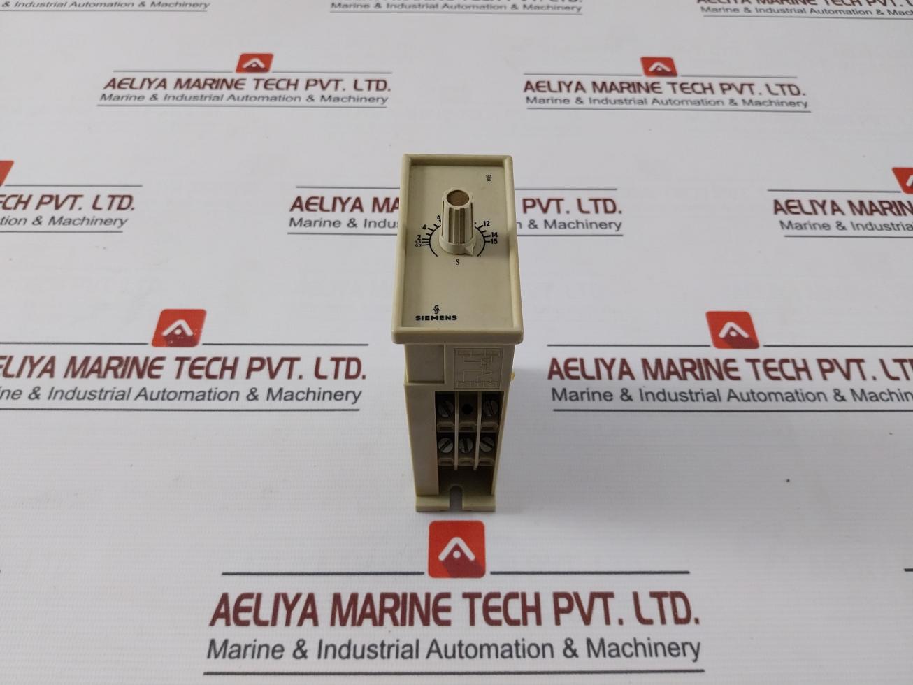 Siemens 7Pv32 40-1Ga Timer Relay 220V 5A Ac/Dc