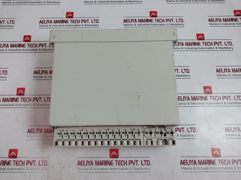 Siemens 7Sj6001-4Ea00-0Da0/Bb Overcurrent Protection Relay 1A 50/60Hz Rs485