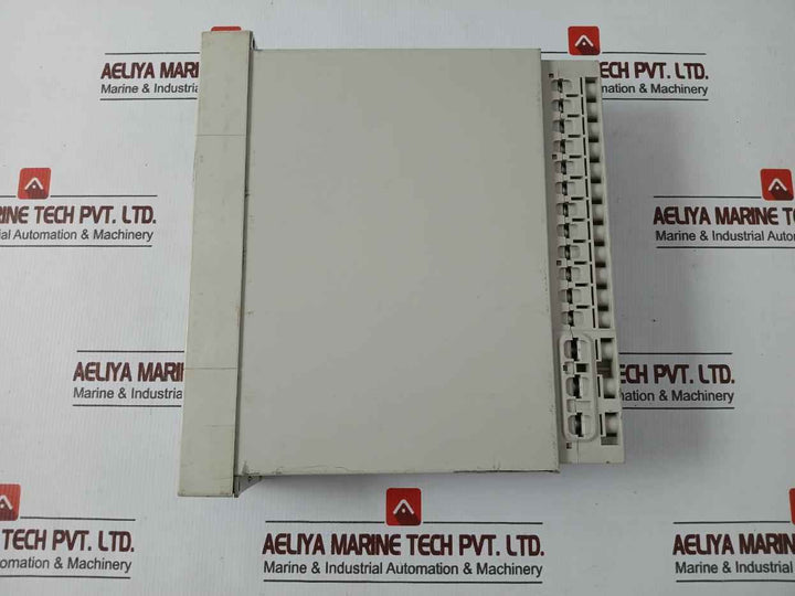 Siemens 7Sj6005-5Ea00-0Da0/Bb Overcurrent Protection Relay 5A 50-60Hz Rs485