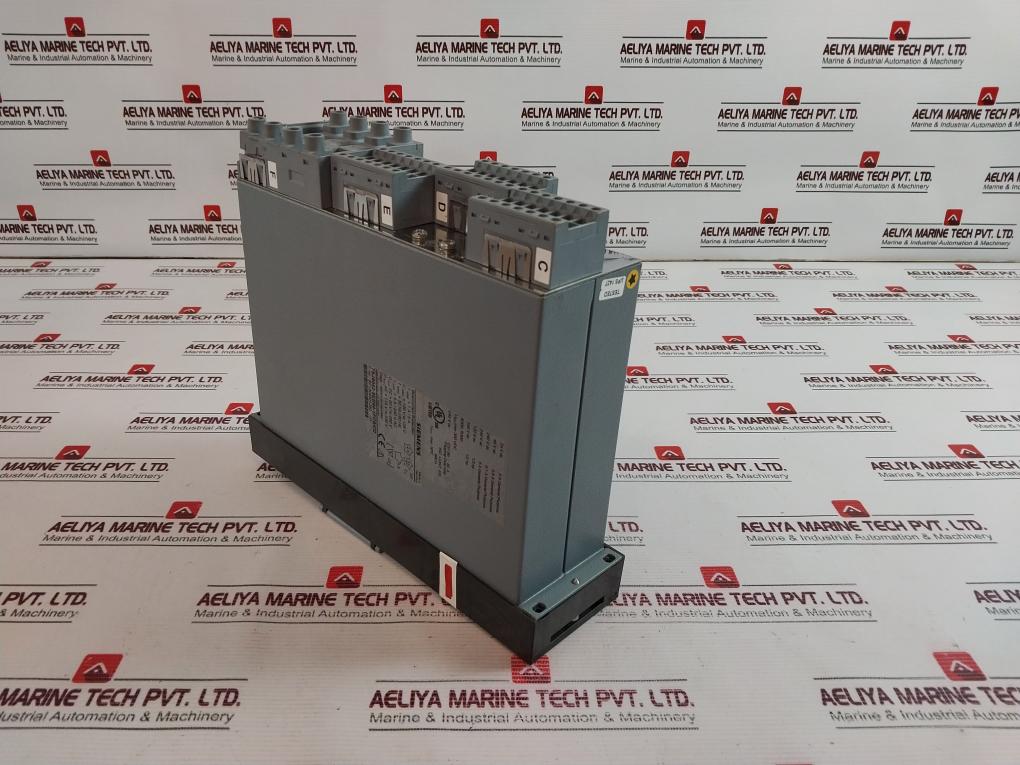 Siemens 7Sj8042-5Eb90-1Fc0/Cc Overcurrent Protection Relay 5A 240V 50Hz/60Hz