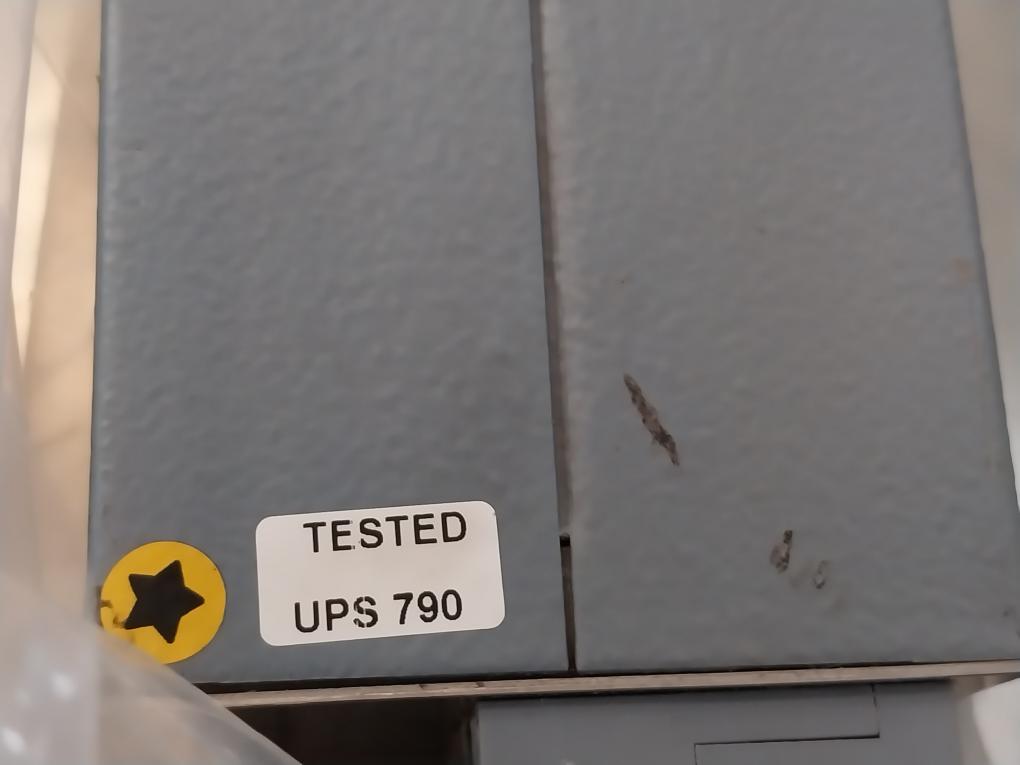 Siemens 7Sk8031-5Eb90-1He0/Cc Overcurrent Protection Relay 5A/240V Ac