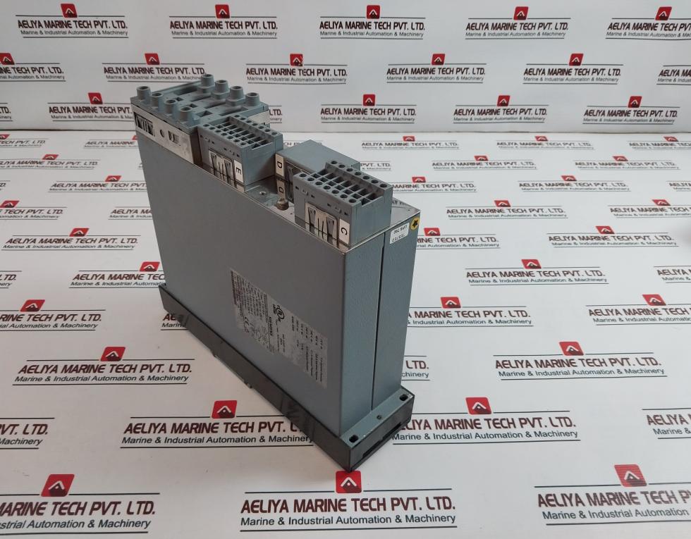 Siemens 7Sk8031-5Eb90-1He0/Cc Overcurrent Protection Relay C73334-a1-a81-1