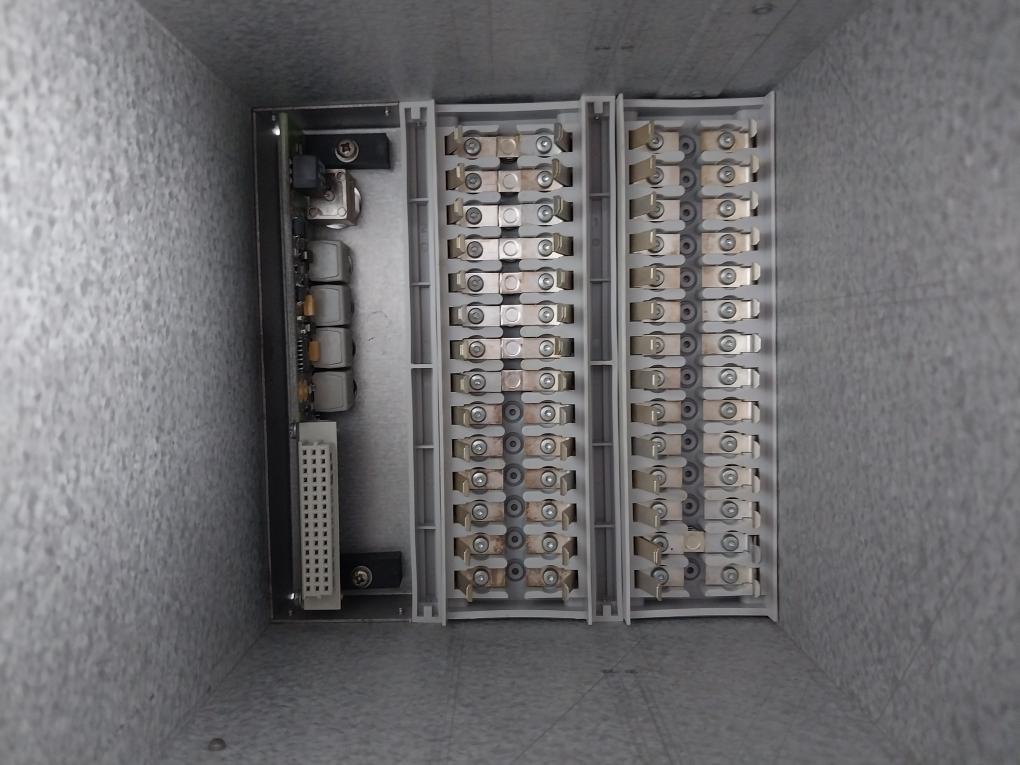 Siemens 7Sr2102-1Aa21-0Ca0/Bb Overcurrent Relay 30/220V 50/60Hz ~1/5A