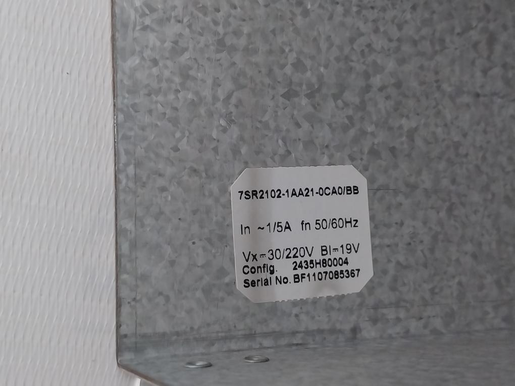 Siemens 7Sr2102-1Aa21-0Ca0/Bb Overcurrent Relay 30/220V 50/60Hz ~1/5A