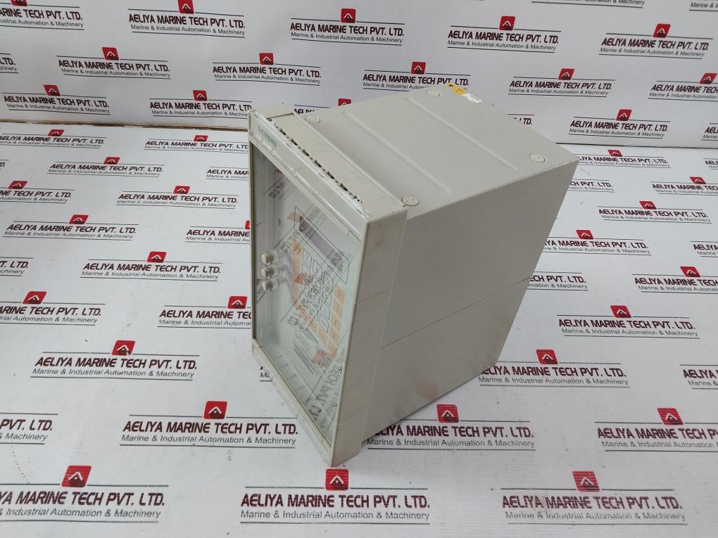 Siemens 7Ut5125-5Cb01-0Ba0/Ll Differential Protection Relay 220,250V Dc