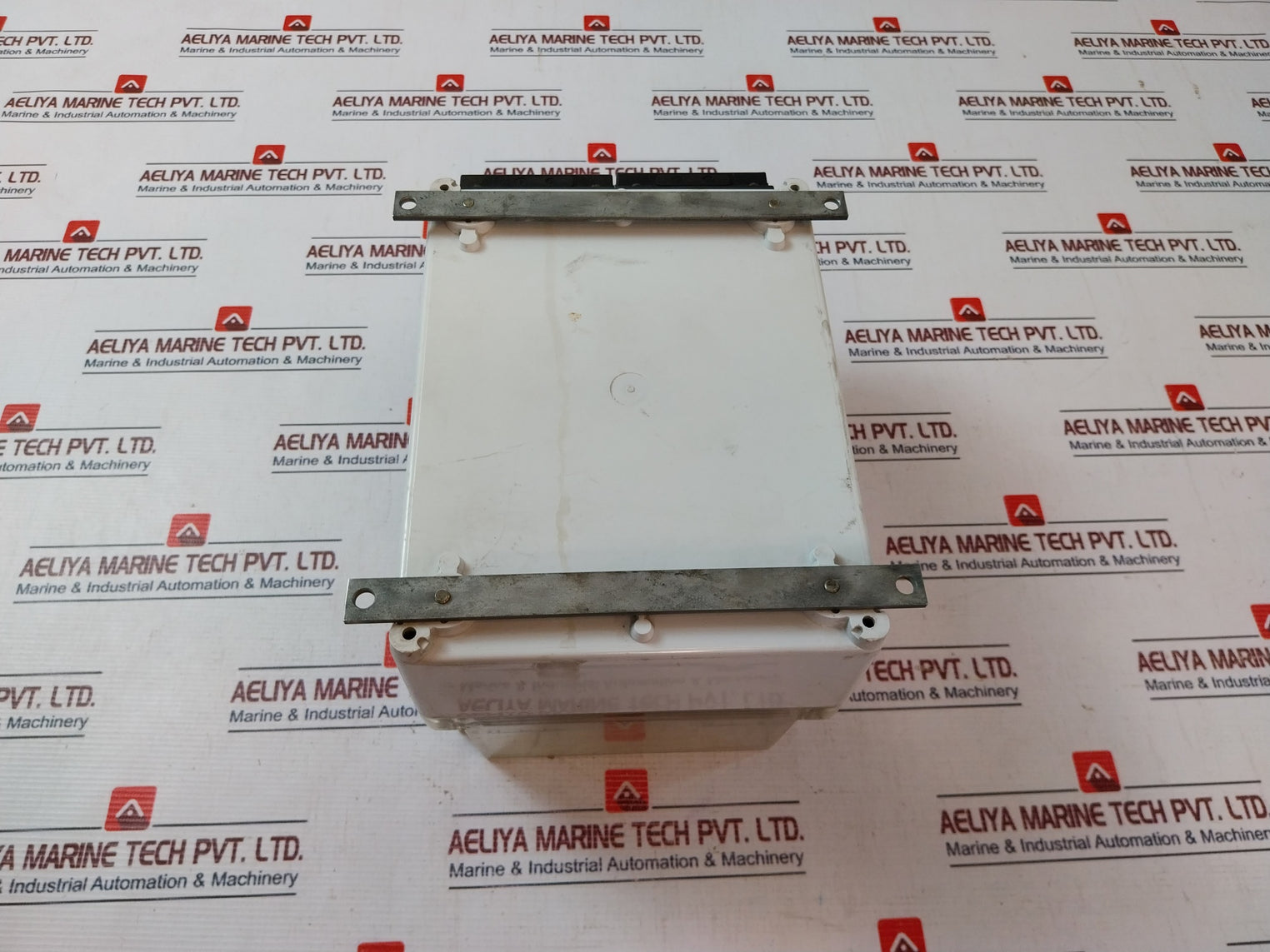 Siemens 7Ve 8033 Control Relay 400V/450V 50Hz/60Hz G33928-g06463-c001-d9-0036