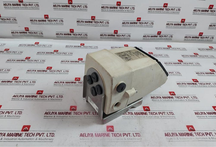 Siemens Sitrans F M 7Me69101Aa101Aa0 Mag 5000 Microprocessor-based Transmitter