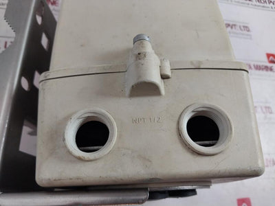 Siemens Sitrans F M 7Me69101Aa101Aa0 Mag 5000 Microprocessor-based Transmitter
