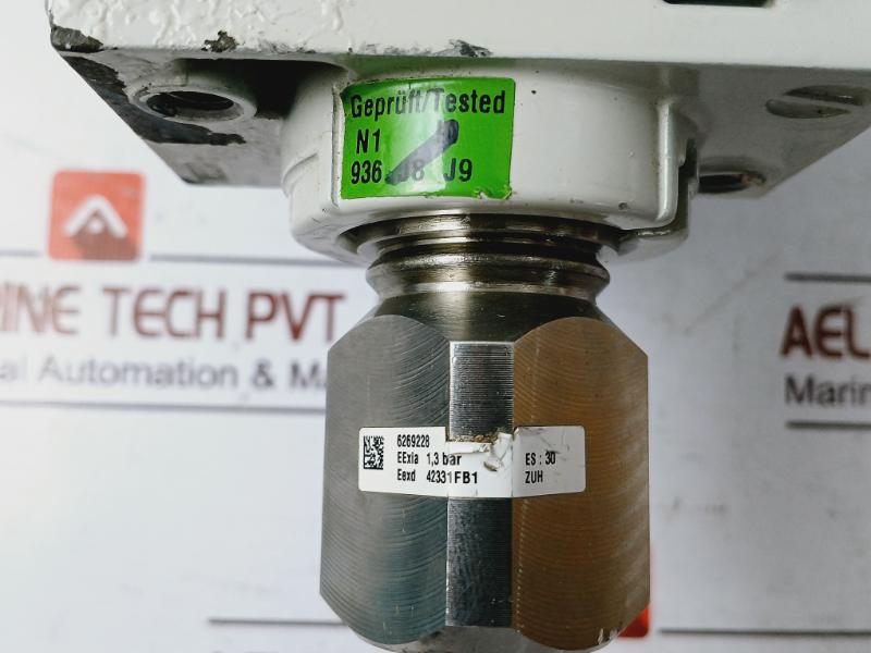 Siemens 7mf4233-1fb10-2nc6-z Pressure Transmitter A5e00256870 2.6 / 10 Bar