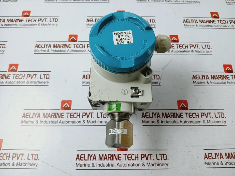 Siemens 7mf4233-1fb10-2nc6-z Pressure Transmitter A5e00256870 2.6 / 10 Bar
