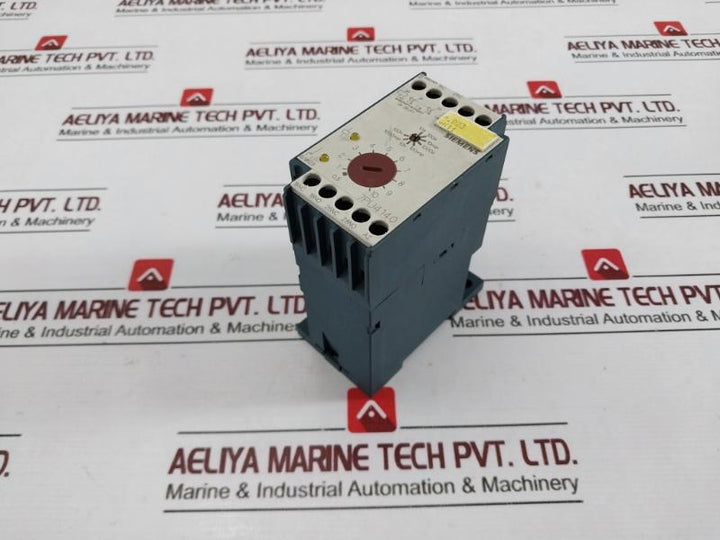 Siemens 7pu4140-2bn20 On Delay Timer, 10s-100h, 200-240v Ac