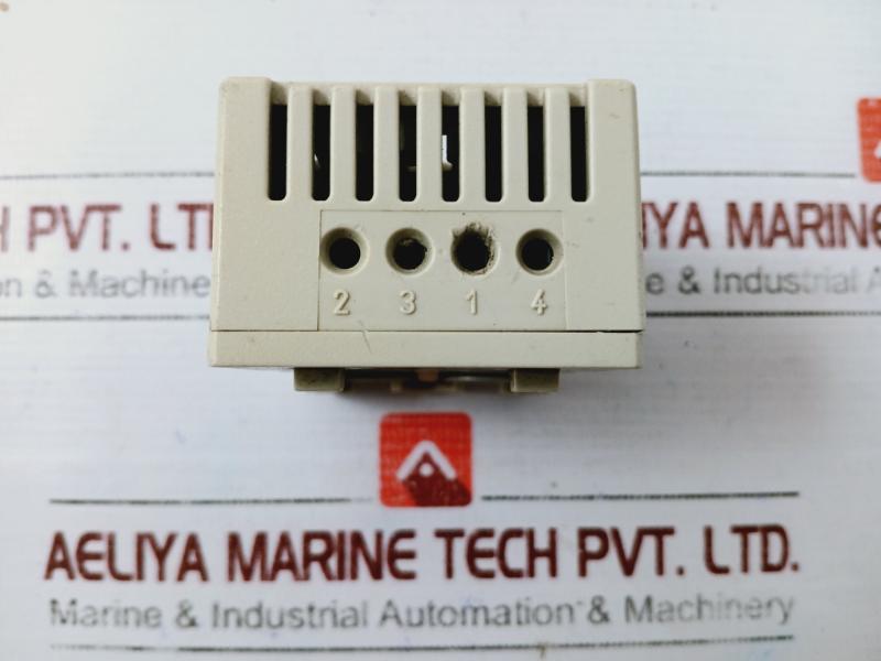 Siemens 8mr2170-1a Thermostat, 10-60°c, 10a Ac 250v, 5a Ac 250v