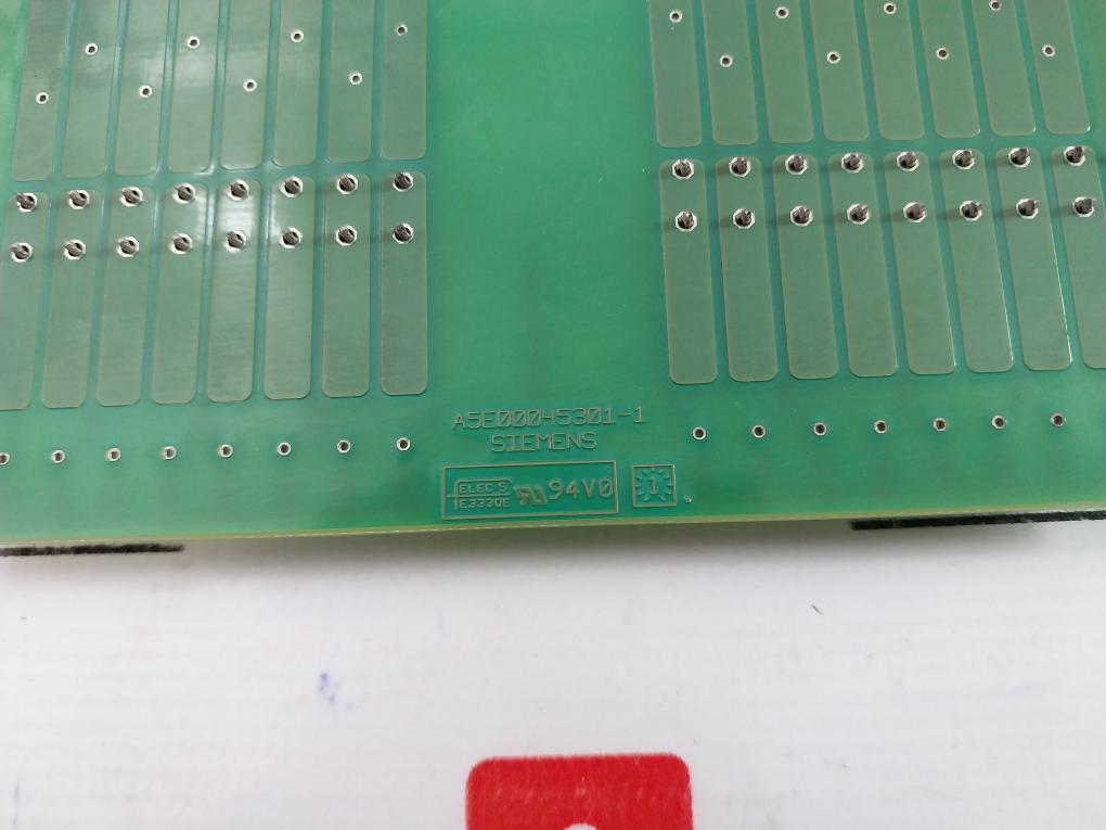 Siemens A5E00045301-1 Printed Circuit Board E3330E